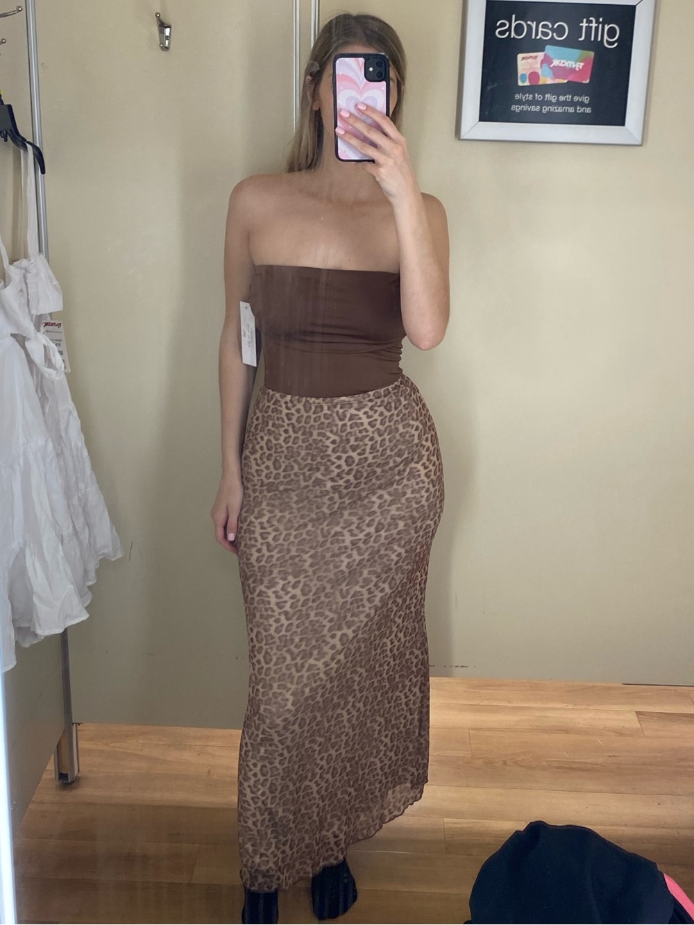 Women’s Brown Leopard Print Maxi Skirt & Brown sleeveless bodysuit!